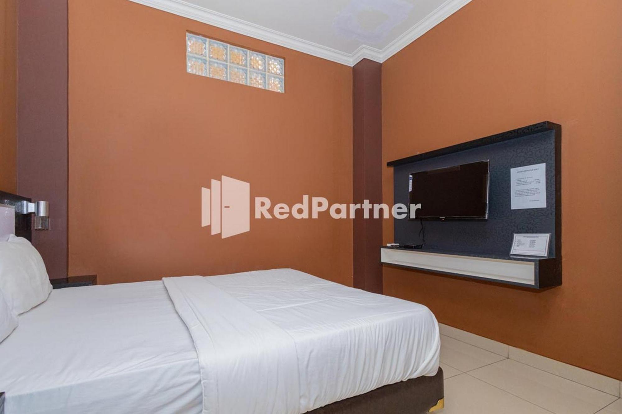 Star Hotel Jaksa Mitra Reddoorz Jakarta Exterior foto
